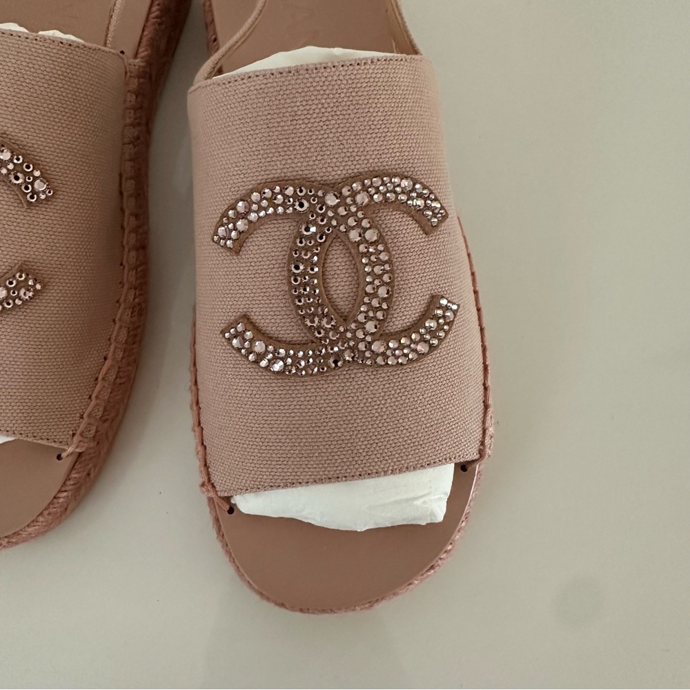 Chanel Women's Pink Espadrille Sandals - Picture 6 of 10